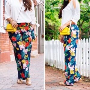 Soft Surroundings Lightweight Tropical Navy Pants